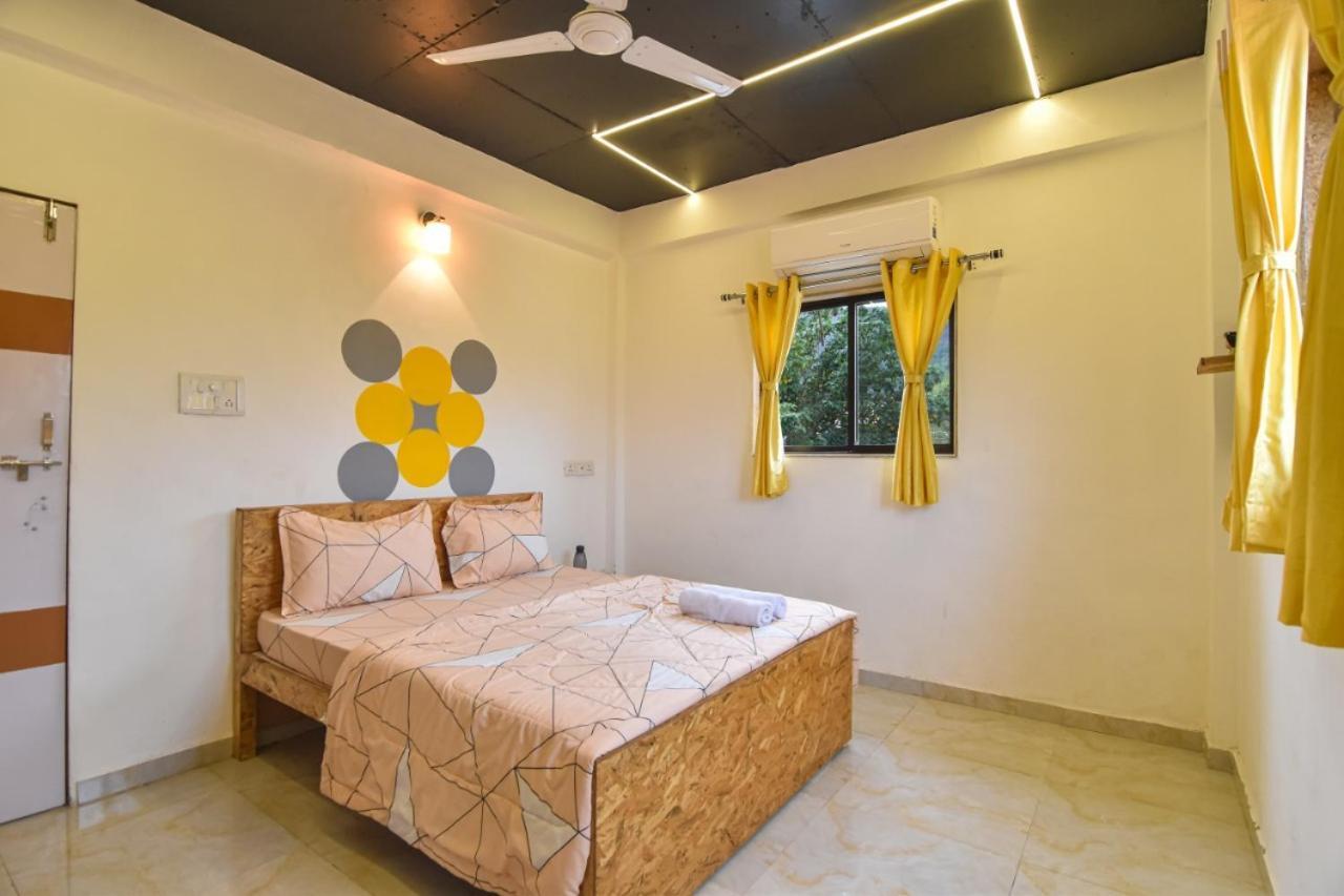 Empyrean Stay Ll 3Bhk Ll Jaguar Villa Ll Ac Ll Pvt Pool Ll Luxury Lonavala Luaran gambar